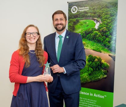 DarrahReceivesULSEAward